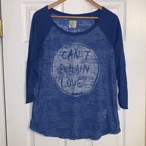 XL BLUE AMERICAN EAGLE SHIRT THAT SAYS  “CANT EXPLAIN LOVE”